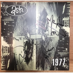 Ash 1977 black/white splatter vinyl LP FULLY SIGNED 