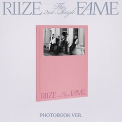 Riize Fame - Photobook Version - incl. Photobook, Bookmark, Sticker + Photocard PHOTOBOOK PHOTOCARD STICKER CD