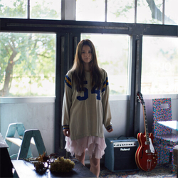 Rina Katahira 女の子は泣かない 7-INCH SINGLE