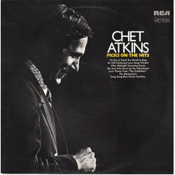 Chet Atkins Picks On The Hits