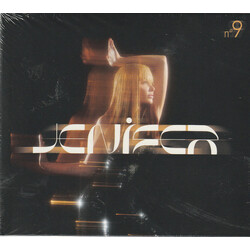 Jenifer N°9