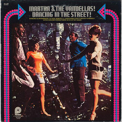 Martha Reeves & The Vandellas Dancing In The Street!