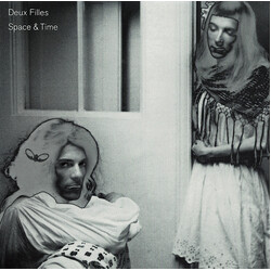 Deux Filles Space & Time