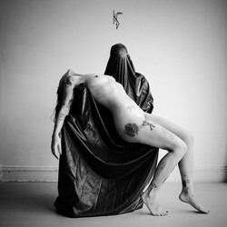 HIDE Castration Anxiety