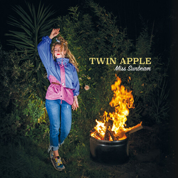 Twin Apple Miss Sunbeam