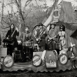 The Raconteurs Consolers Of The Lonely Vinyl 2 LP