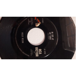 Willie Nelson He Sits At My Table / Columbus Stockade Blues USED VINYL 7INCH 45 RPM SINGLE