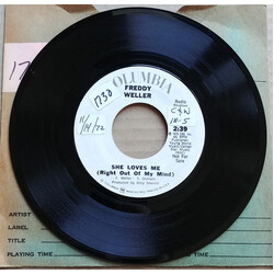 Freddy Weller She Loves Me (Right Out Of My Mind) USED VINYL 7INCH 45 RPM SINGLE PROMO