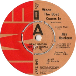 Alan Moorhouse When The Boat Comes In / The Happy Hussar Vinyl 7" USED
