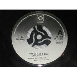 Lena Martell One Day At A Time USED VINYL 7INCH 45 RPM SINGLE