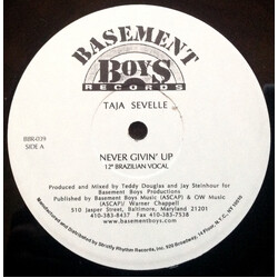 Taja Sevelle Never Givin' Up USED VINYL 12INCH PROMO