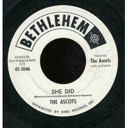 The Ascots (7) She Did / Hip Talk USED VINYL 7INCH 45 RPM SINGLE