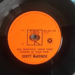 Scott McKenzie San Francisco "Wear Some Flowers In Your Hair" USED VINYL 7INCH SINGLE