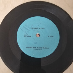 Robbie Irvine Bonnie Wee Jeanie Mccall USED VINYL 7INCH 45 RPM