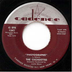 The Chordettes Photographs / Baby Of Mine USED VINYL 7INCH 45 RPM SINGLE