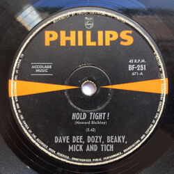 Dave Dee, Dozy, Beaky, Mick & Tich Hold Tight! / You Know What I Want USED VINYL 7INCH 45 RPM SINGLE STEREO