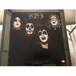 Kiss Kiss Vinyl LP USED
