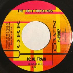 The Ugly Ducklings 10:30 Train / She Ain't No Use To Me USED VINYL 7INCH 45 RPM