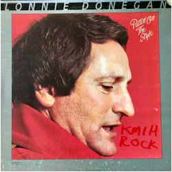 Lonnie Donegan Puttin' On The Style Vinyl LP USED