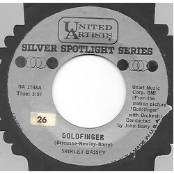 Shirley Bassey Goldfinger USED VINYL 7INCH SINGLE REISSUE 45 RPM