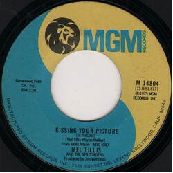 Mel Tillis / The Statesiders (2) Kissing Your Picture (Is So Cold) USED VINYL 7INCH 45 RPM STYRENE