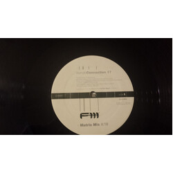 Lisahall Connection 17 / I Know I Can Do It USED VINYL 12INCH