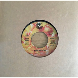 Family Brown Never Had A Love / Listen USED VINYL 7INCH 45 RPM STEREO