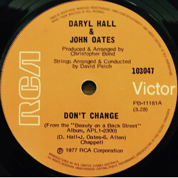 Daryl Hall & John Oates Don't Change USED VINYL 7INCH 45 RPM SINGLE