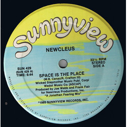 Newcleus Space Is The Place / Cyborg Dance USED VINYL 12INCH 33 S RPM