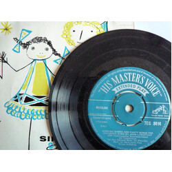 John Langstaff Singing Games And Party Songs For Children USED VINYL 7INCH 45 RPM EP