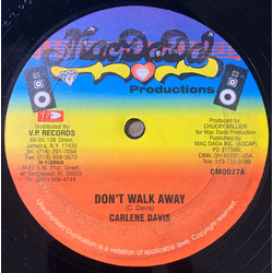 Carlene Davis / Bobby Blue Don't Walk Away / No War Vinyl 12" USED