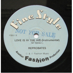 Michael Gordon (4) / The Reprobates Love Is In The Air Vinyl 12" USED