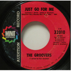 The Groovers (3) Just Go For Me / I'm A Bashful Guy Vinyl 7" USED