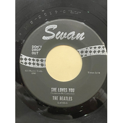 The Beatles She Loves You Vinyl 7" USED