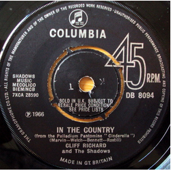 Cliff Richard & The Shadows In The Country Vinyl 7" USED