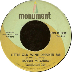 Robert Mitchum Little Old Wine Drinker Me Vinyl 7" USED