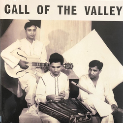 Pandit Shiv Kumar Sharma / Hariprasad Chaurasia / Brij Bhushan Kabra Call Of The Valley Vinyl LP USED
