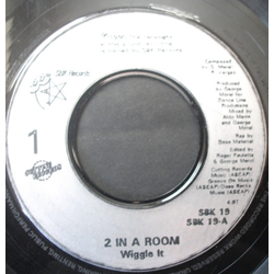 2 In A Room Wiggle It Vinyl 7" USED