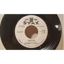 Booker T & The MG's Groovin' / Slim Jenkin's Place USED VINYL 7INCH 45 RPM SINGLE PROMO