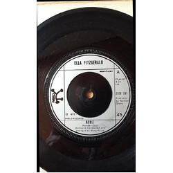 Ella Fitzgerald Roxie USED VINYL 7INCH 45 RPM SINGLE