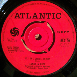 Sonny & Cher It's The Little Things Vinyl 7" USED