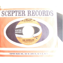 The Shirelles I Met Him On A Sunday - '66 / Love That Man USED VINYL 7INCH 45 RPM STYRENE