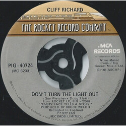 Cliff Richard Don't Turn The Light Out USED VINYL 7INCH 45 RPM SINGLE
