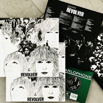 REVOLVER image